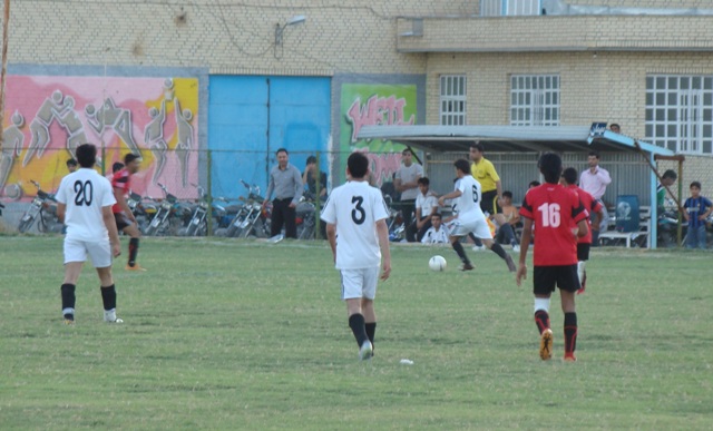 پنج اخراجی و سه امتیاز برای مقاومت