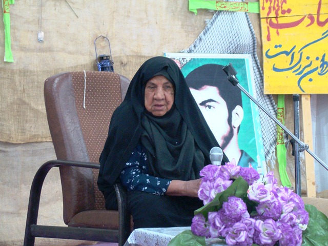 محفل انس با قرآن در آموزشگاه کریمیان