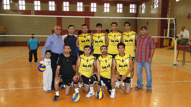 گراش جوان قهرمان والیبال گراش