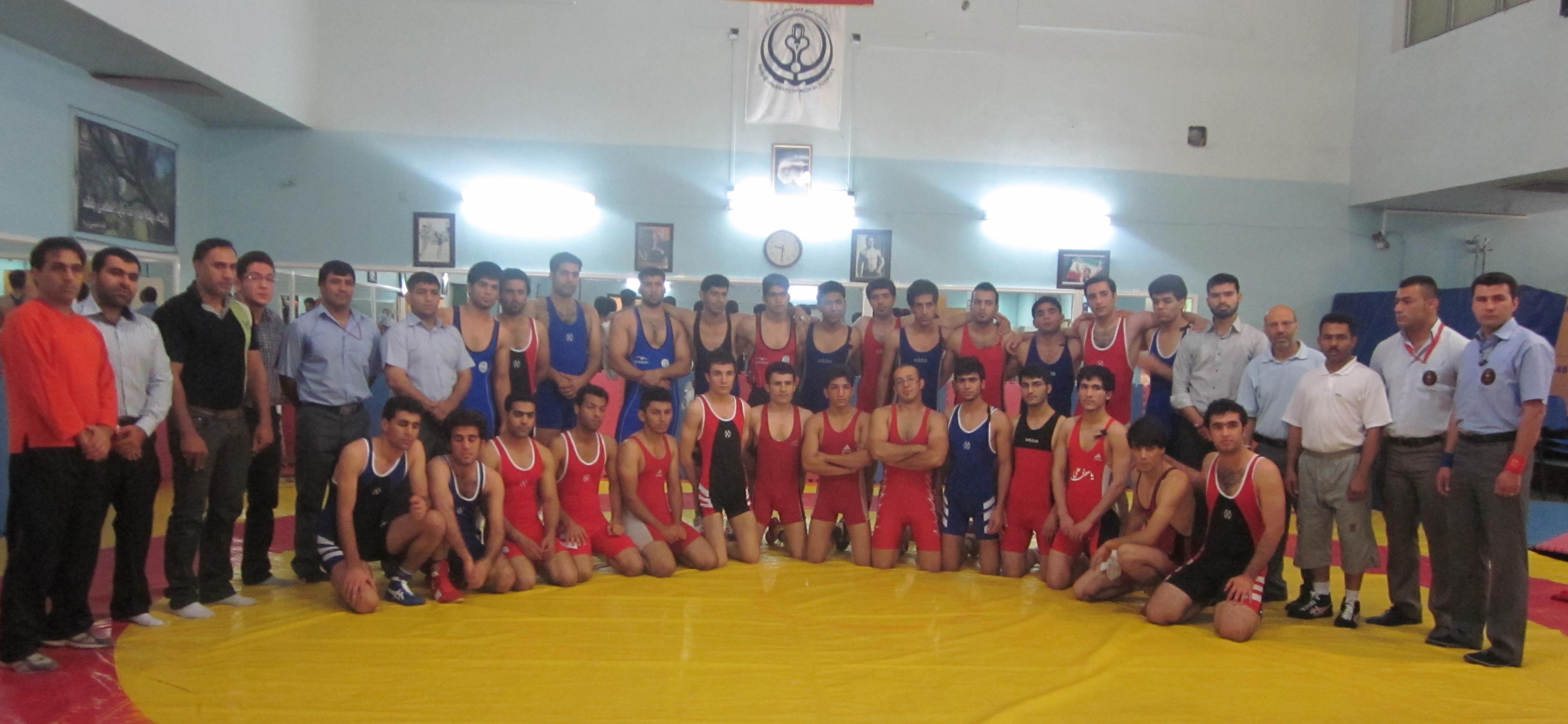 Koshti (2) کشتیگیران علوم پزشکی پنجه در پنجه دانشجویان