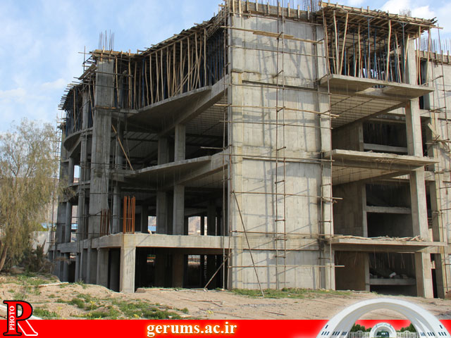 برای کلینیک تخصصی بیمارستان نام پیش‌نهاد کنید