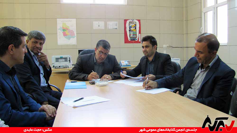 img_8021 شهرداری سهم کتابخوانها را از بودجه میدهد