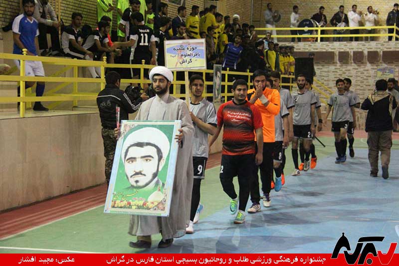 طلاب و روحانیون بسیجی پابه‌توپ شدند