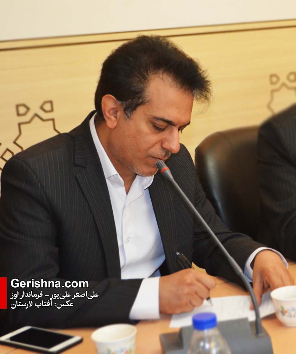 اولین فرماندار اوز، اهل ارد است