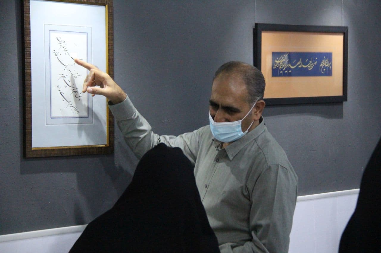 خوشنویسی‌های «تمیز» بر دیوار گالری پردیس